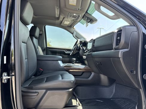 Used 2024 GMC Sierra 1500 Elevation w/ Elevation Premium Package image 30