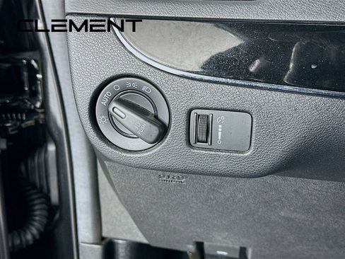 Used 2019 Dodge Grand Caravan SE image 14