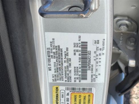 Used 2016 Ford Fusion SE image 31