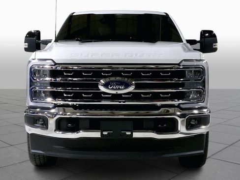 Used 2024 Ford F250 Lariat image 4