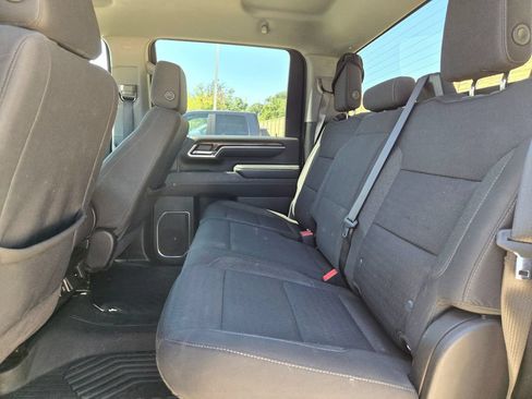 Used 2025 Chevrolet Silverado 2500 LT AWD/4WD image 10