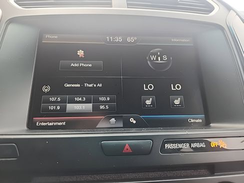 Used 2016 Ford Explorer XLT w/ Equipment Group 202A image 17