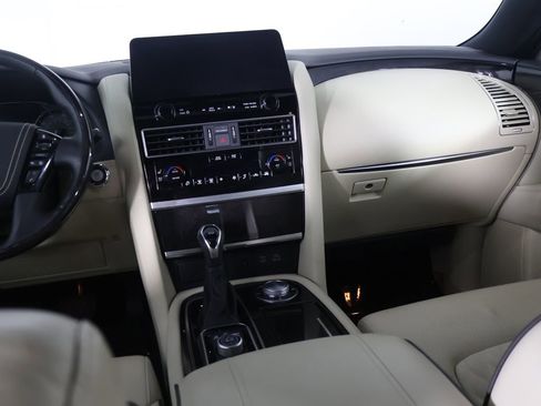 Used 2024 INFINITI QX80 Sensory w/ Cargo Package image 40