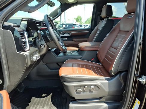 Used 2025 GMC Sierra 1500 Denali Ultimate AWD/4WD image 17