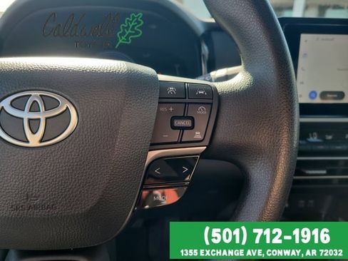 Used 2025 Toyota Camry LE image 14