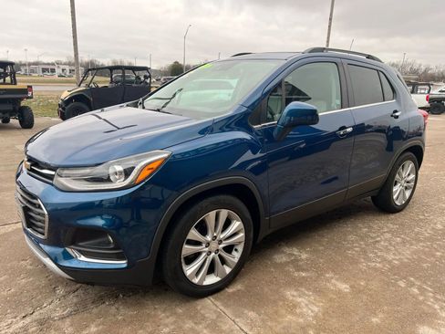 Used 2020 Chevrolet Trax Premier image 4