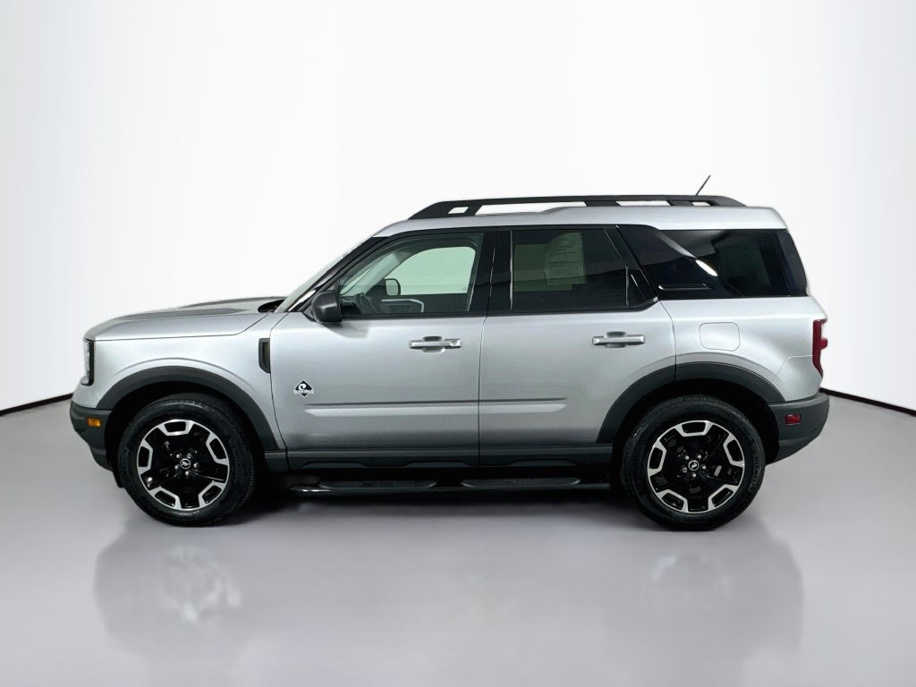 Used 2023 Ford Bronco Sport Outer Banks w/ Tech Package AWD/4WD image 8