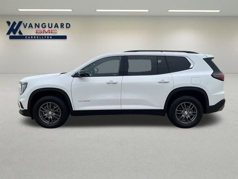 Used 2025 GMC Acadia Elevation image 2