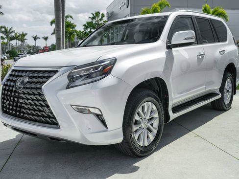 Used 2023 Lexus GX 460 Premium image 5
