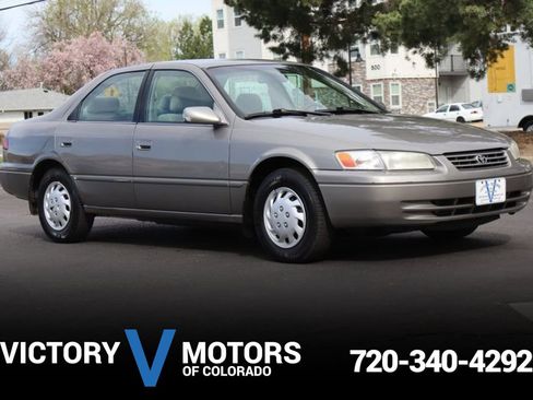 Used 1998 Toyota Camry CE image 1