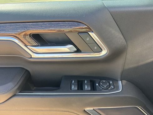 Used 2024 GMC Sierra 1500 Elevation image 14