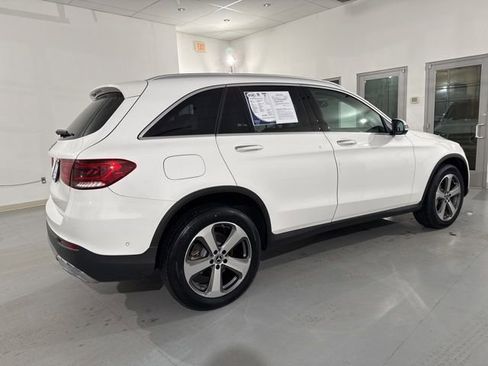 Used 2022 Mercedes-Benz GLC 300 w/ Premium Package Lite image 16