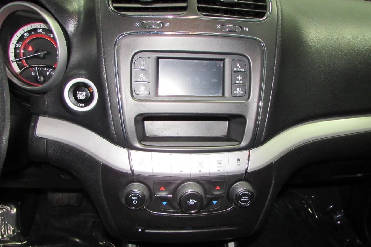 Used 2017 Dodge Journey SE w/ Flexible Seating Group FWD image 20