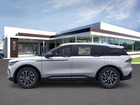 New 2026 Lincoln Nautilus Premier w/ Equipment Group 102A image 25