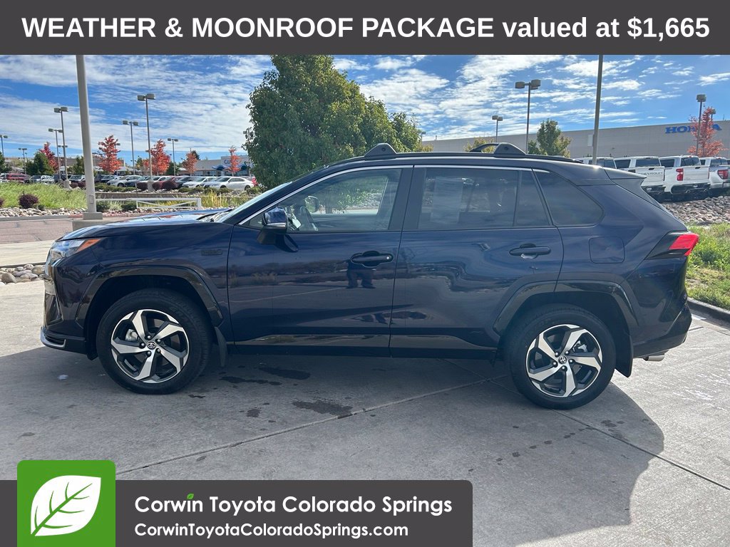 Used 2024 Toyota RAV4 SE w/ Weather & Moonroof Package AWD/4WD image 5