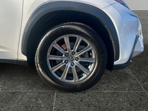 Used 2019 Lexus NX 300h AWD image 9