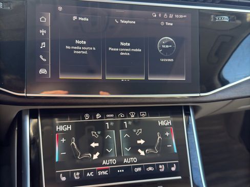 Used 2021 Audi Q7 3.0T Prestige w/ Prestige Package image 19