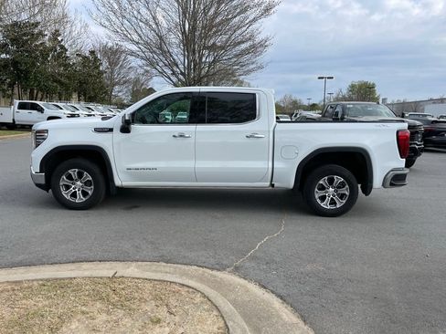 Used 2025 GMC Sierra 1500 SLT AWD/4WD image 4