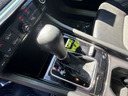 Used 2023 Jeep Compass Latitude image 7