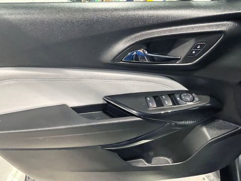 Used 2024 Chevrolet Trax LT w/ Driver Confidence Package image 19