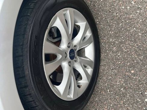 Used 2010 Ford Taurus SEL AWD/4WD image 16