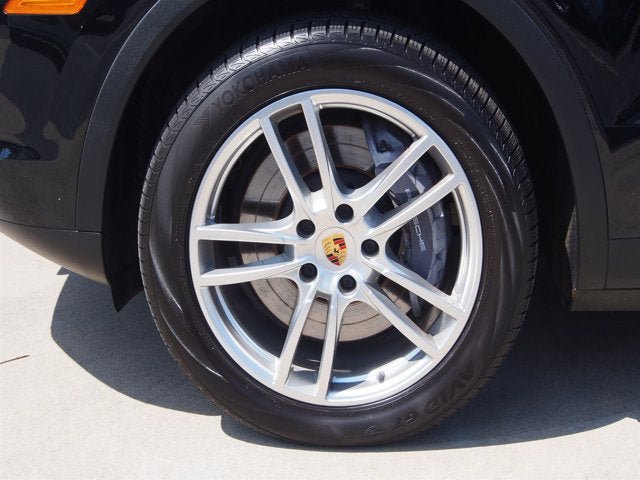 Used 2021 Porsche Cayenne AWD/4WD image 9