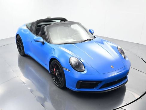 Certified 2022 Porsche 911 Targa 4 GTS AWD/4WD image 39