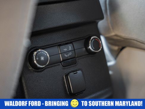 Used 2018 Ford Explorer 4WD image 32