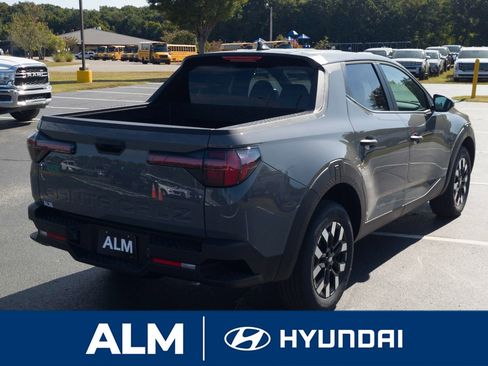 New 2026 Hyundai Santa Cruz SE image 5