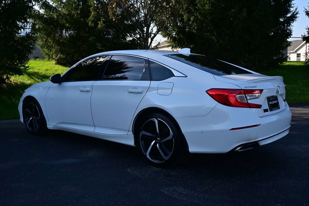 Used 2018 Honda Accord Sport image 4