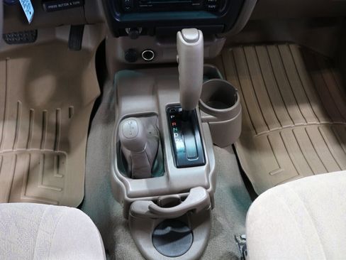 Used 2002 Toyota Tacoma 4x4 Xtracab V6 image 92