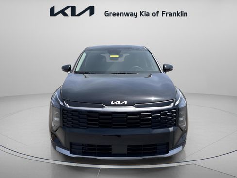 New 2026 Kia Sportage LX FWD image 2