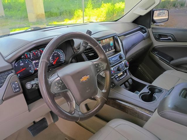Used 2015 Chevrolet Suburban LT RWD image 24