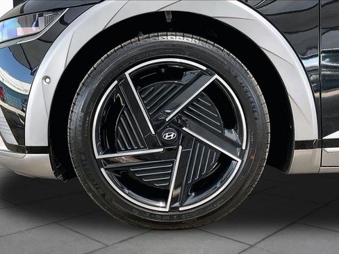 Certified 2025 Hyundai Ioniq 5 Limited AWD/4WD image 10
