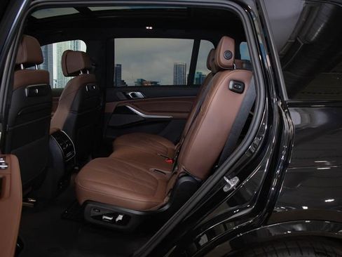 Used 2026 BMW X7 xDrive40i w/ M Sport Package AWD/4WD image 20