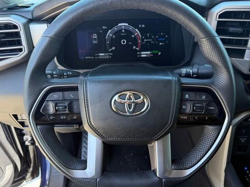Used 2023 Toyota Tundra Limited image 15