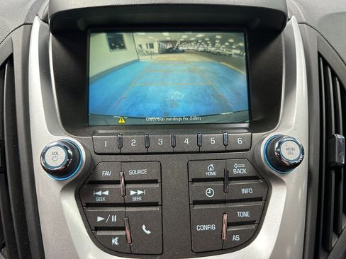 Used 2016 Chevrolet Equinox LT w/ Convenience Package image 27