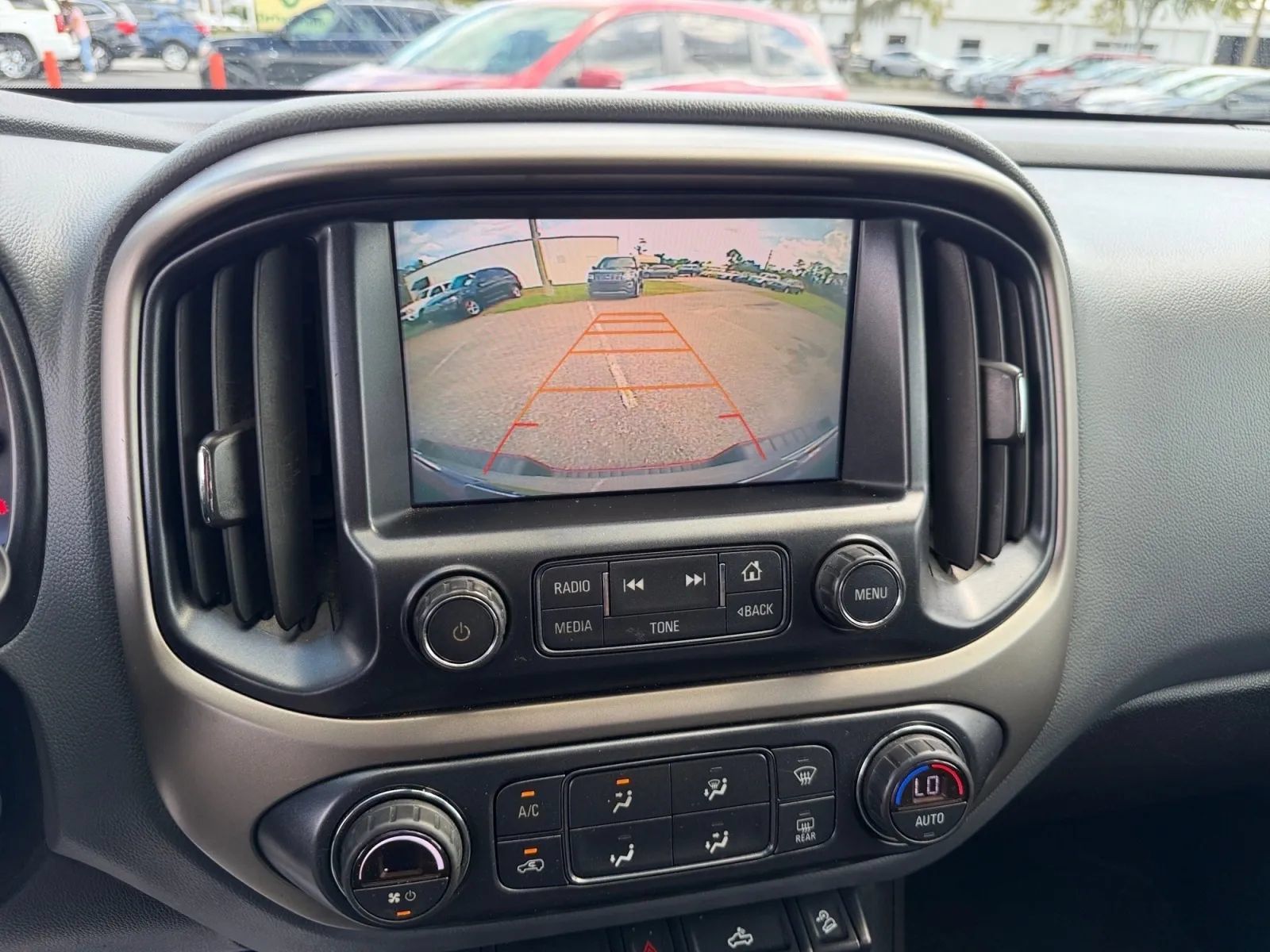 Used 2017 Chevrolet Colorado Z71 RWD image 24