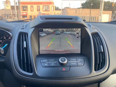 Used 2018 Ford Escape SEL AWD/4WD image 42