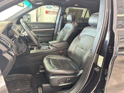 Used 2016 Ford Explorer Sport w/ Equipment Group 401A image 5