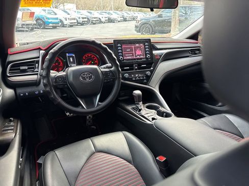Used 2024 Toyota Camry image 2