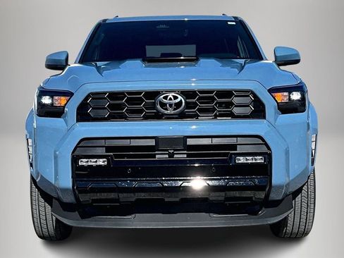 Used 2025 Toyota 4Runner TRD Sport image 3