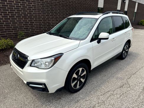 Used 2018 Subaru Forester 2.5i Premium w/ All-Weather Package image 26