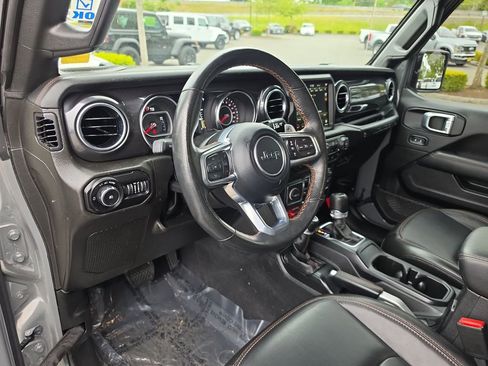 Used 2022 Jeep Wrangler Unlimited Rubicon 392 w/ Xtreme Recon 35" Tire Package AWD/4WD image 11