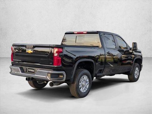 New 2026 Chevrolet Silverado 2500 LT image 2