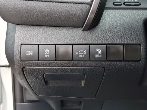 Used 2023 Toyota Camry LE image 28