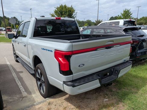 Used 2024 Ford F150 Lightning Platinum AWD/4WD image 4