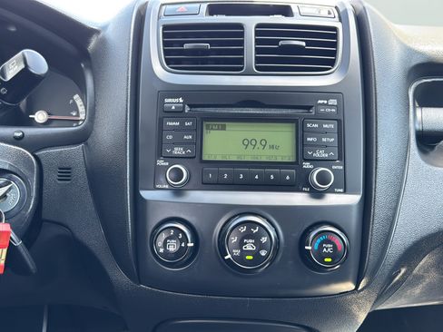 Used 2009 Kia Sportage LX FWD image 24