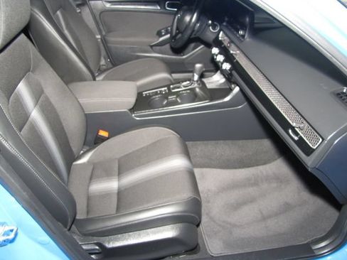 Certified 2025 Honda Civic Sport image 19