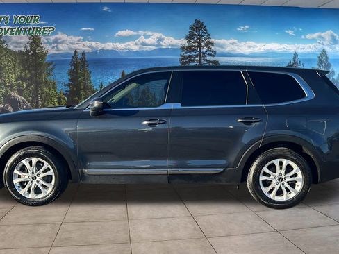Used 2022 Kia Telluride LX image 8